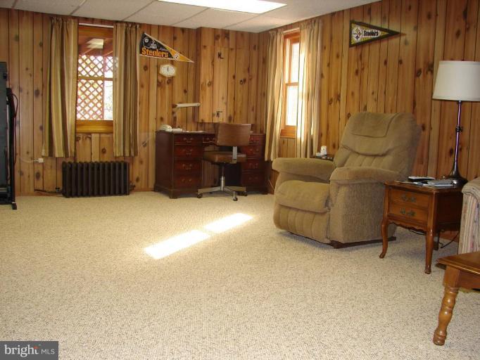 729 Nottingham Road Elkton, MD 21921 - Photo 10 of 30 Family Room #3