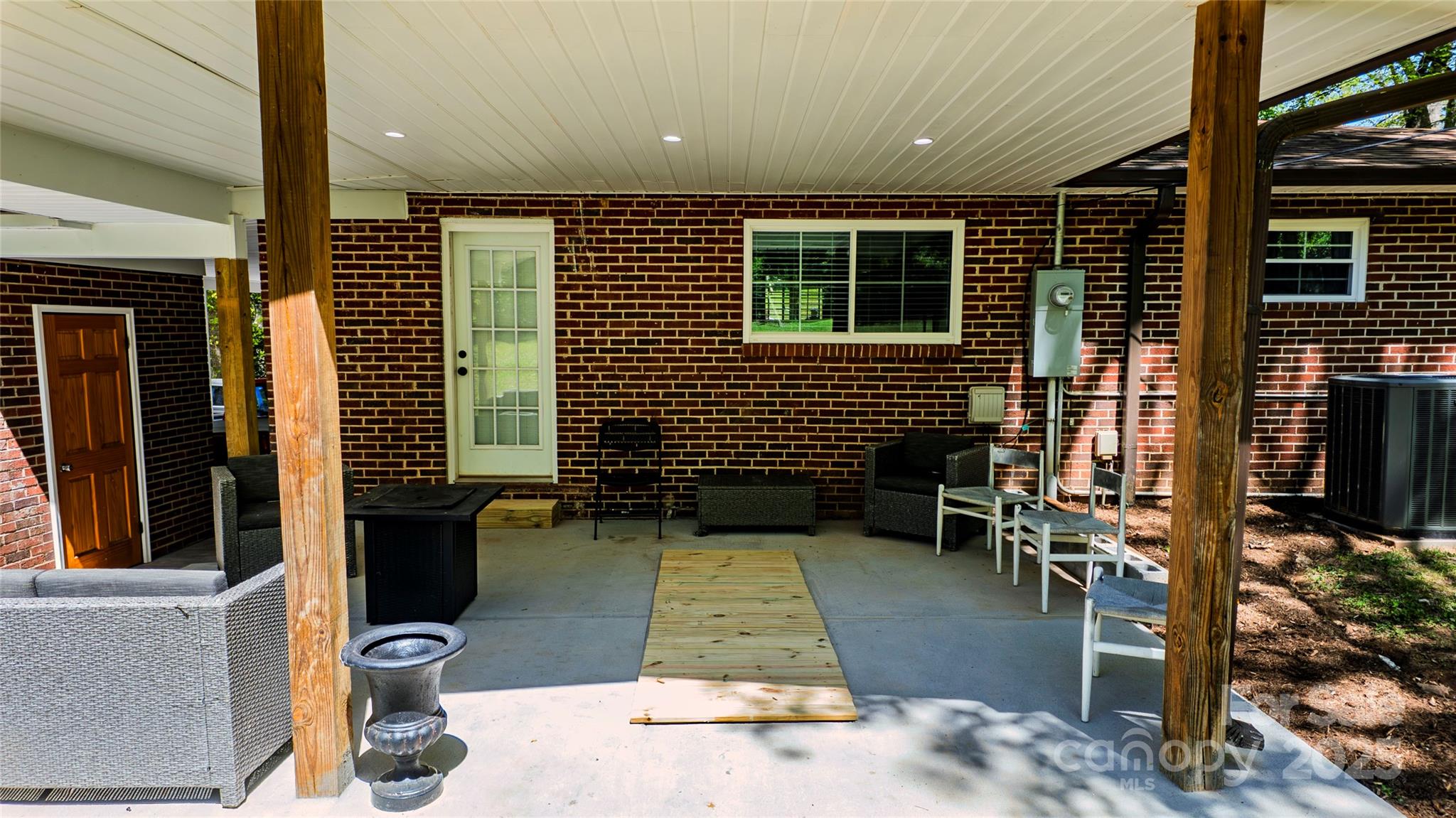 403 3rd Street Northwest Conover, NC 28613 - Photo 25 of 36 Gallery Image 25