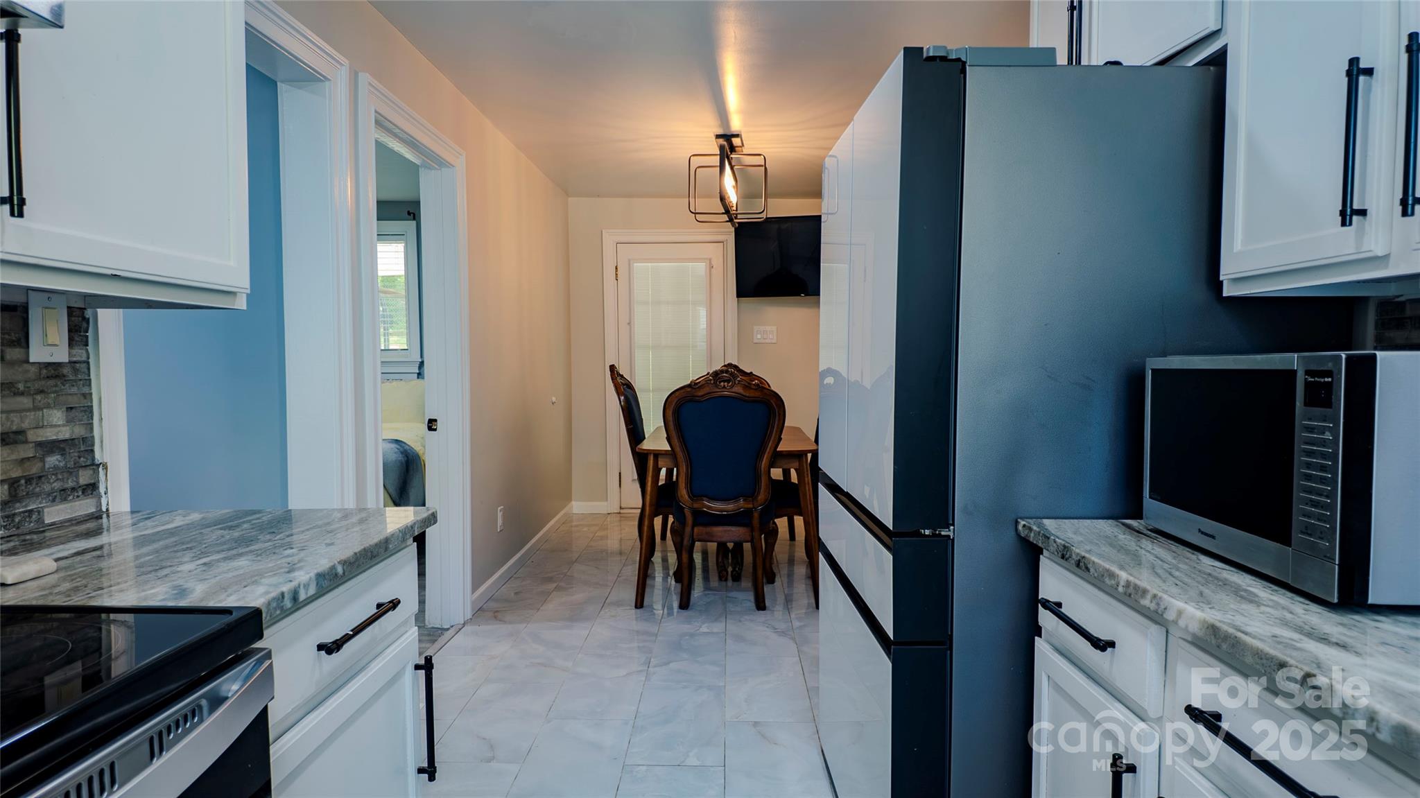 403 3rd Street Northwest Conover, NC 28613 - Photo 3 of 36 Gallery Image 3