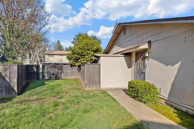 $265,000 | 8849 La Riviera Drive, Unit A, Sacramento, CA 95826