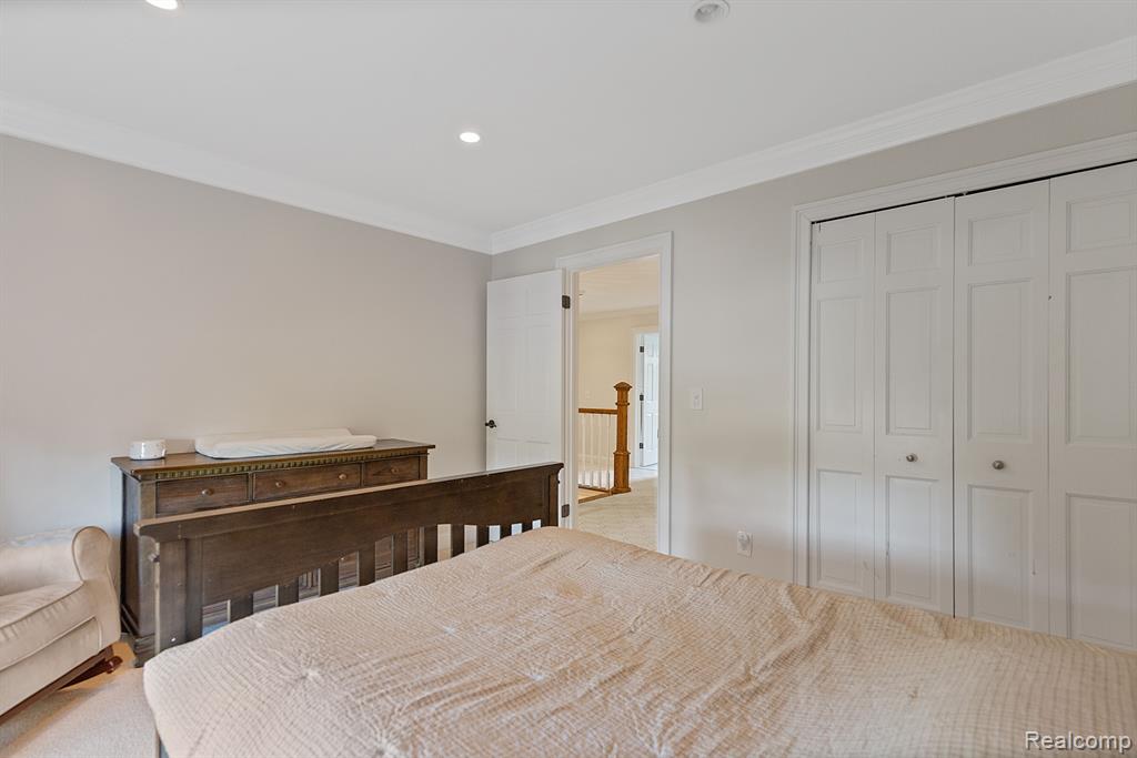 2599 Munster Road Rochester Hills, MI 48309 - Photo 32 of 58