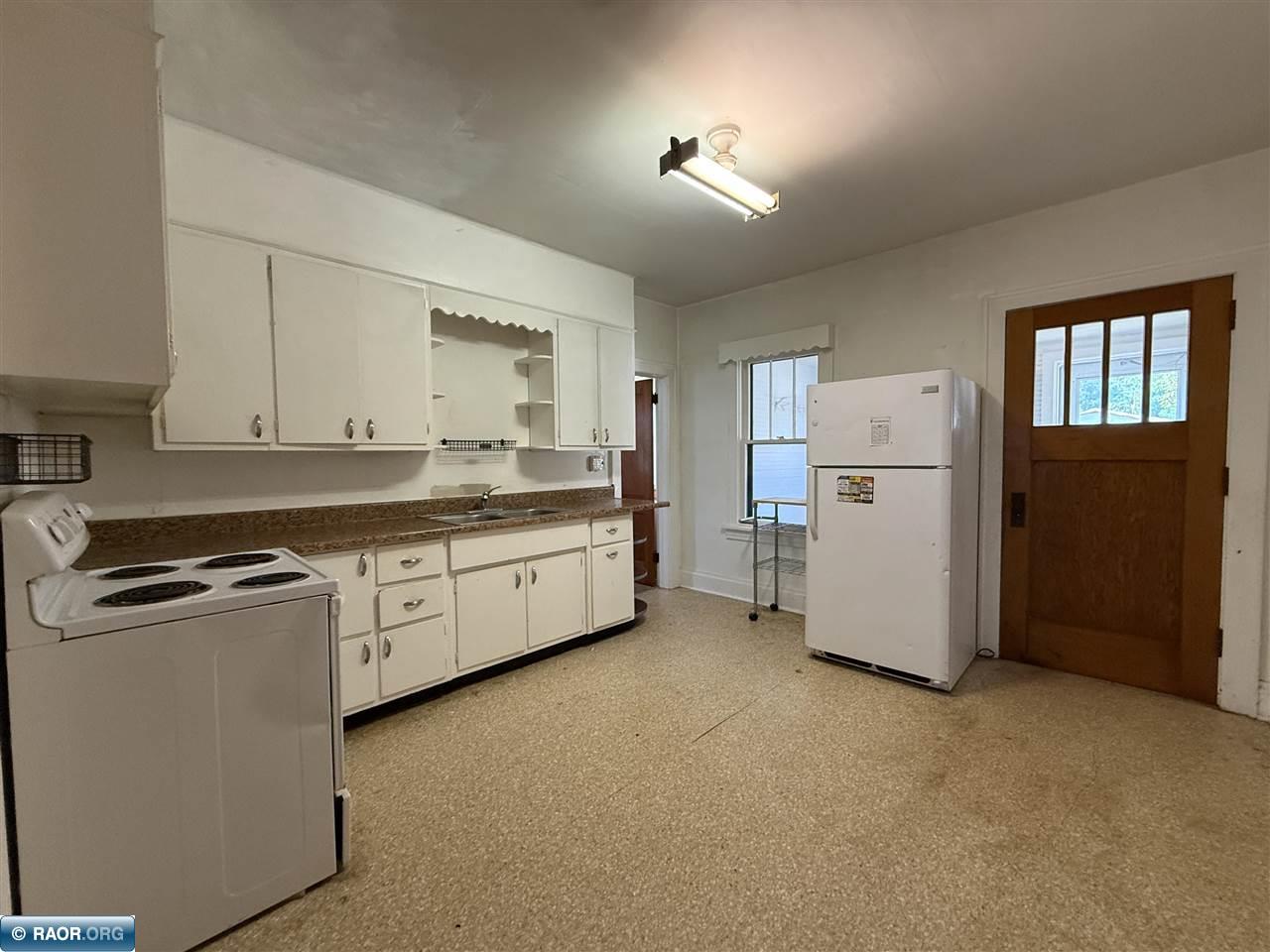 406 6th Street Southwest Chisholm, MN 55719 - Photo 12 of 27 Gallery Image 12