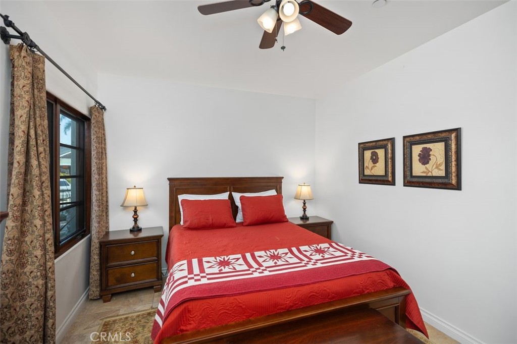 240 Avenida Rosa, Unit B San Clemente, CA 92672 - Photo 22 of 31 Primary bedroom.