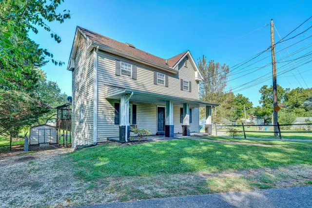 $224,900 | 1301 14th Street Southeast, Roanoke, VA 24013