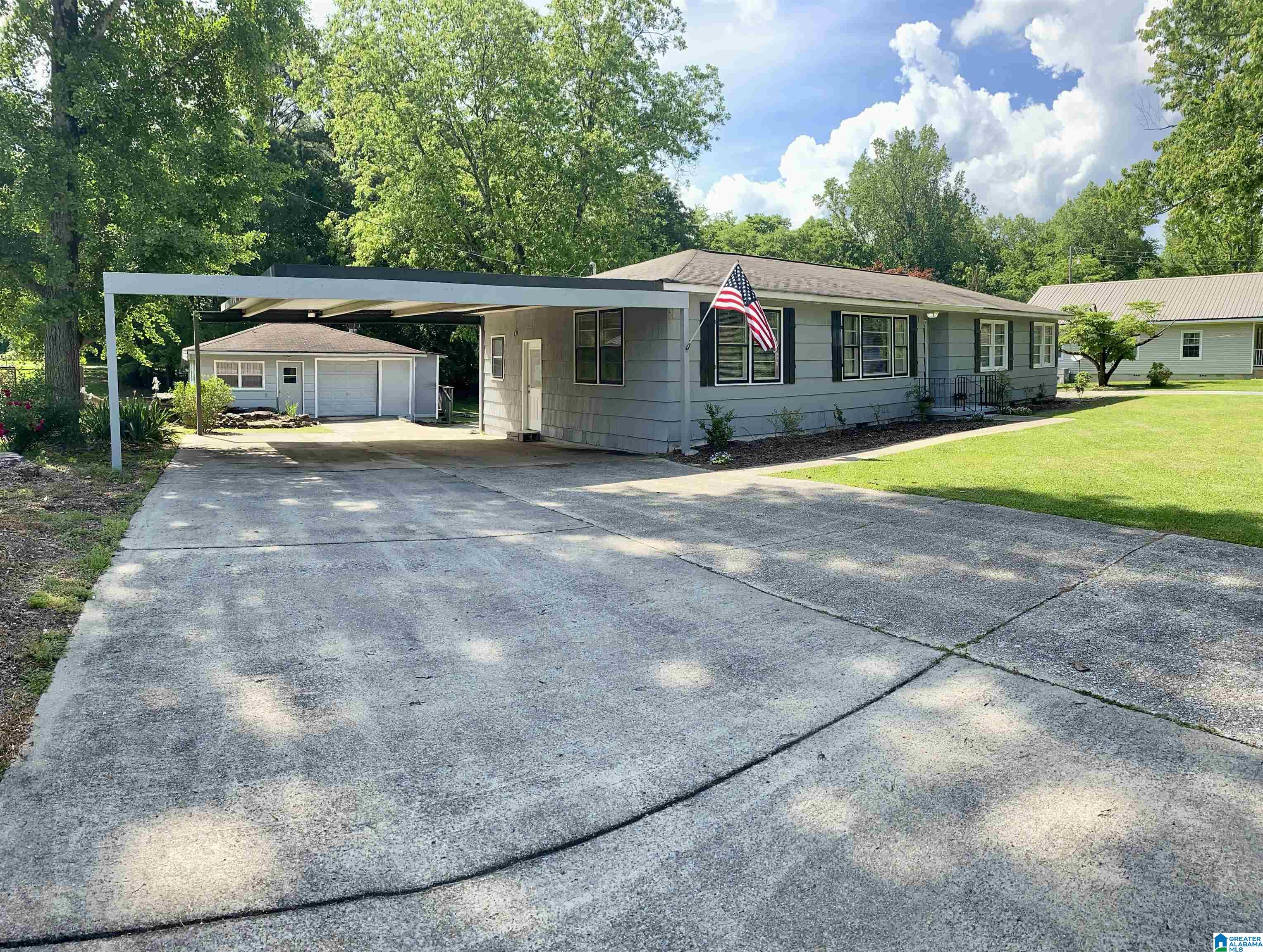 1816 Moncrief Road Gardendale, AL 35071 - Photo 3 of 25