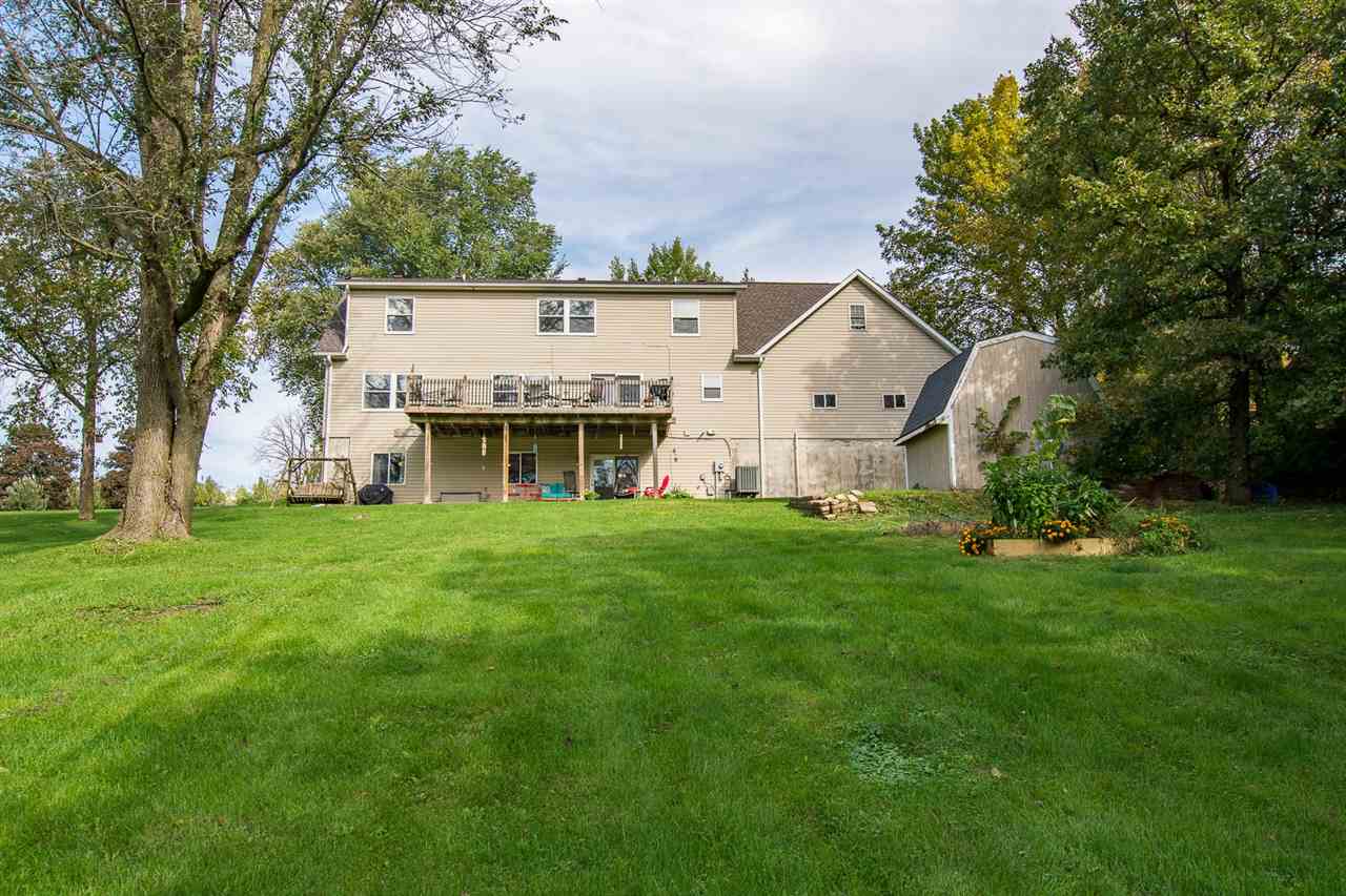 900 Vista Road Ely, IA 52227 - Photo 9 of 41 Gallery Image 9