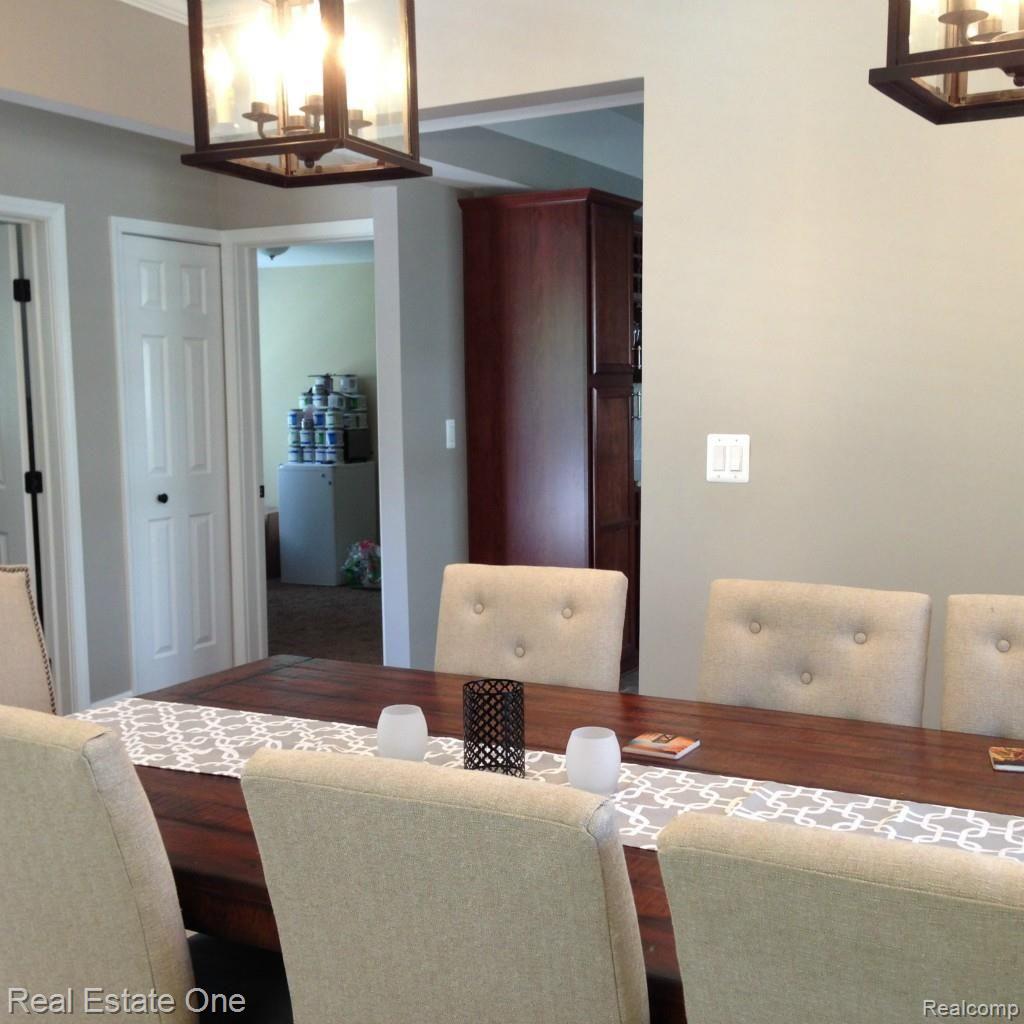 22724 Power Road Farmington, MI 48336 - Photo 15 of 29 IMG_2857.jpg