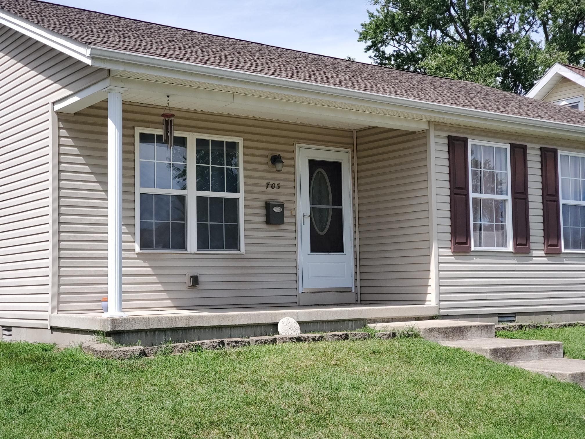 703 East 4th St Road Seymour, IN 47274 - Photo 4 of 51 Gallery Image 4