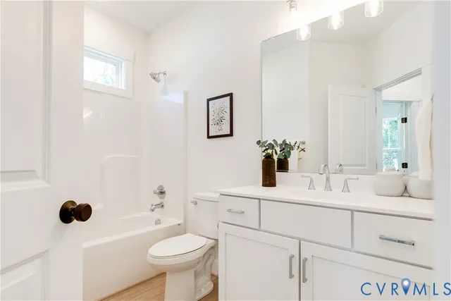 $385,000 | 2119 5th Avenue, Richmond, VA 23222