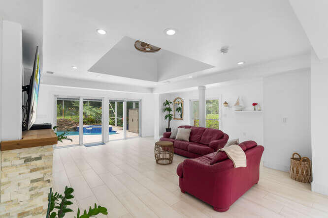 5516 Colbright Road Lake Worth, FL 33467 - Photo 13 of 40 Living area