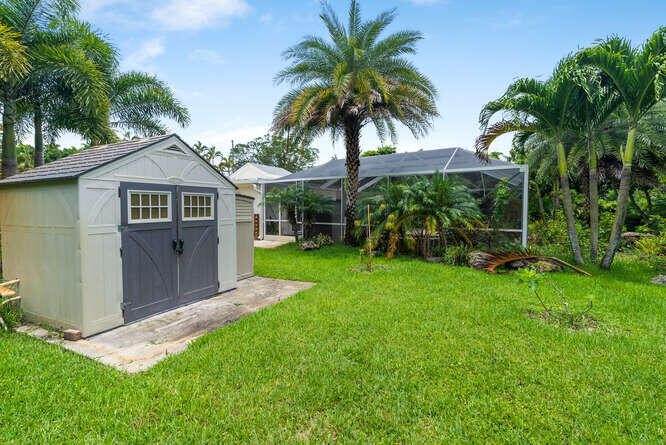 5516 Colbright Road Lake Worth, FL 33467 - Photo 32 of 40 Shed