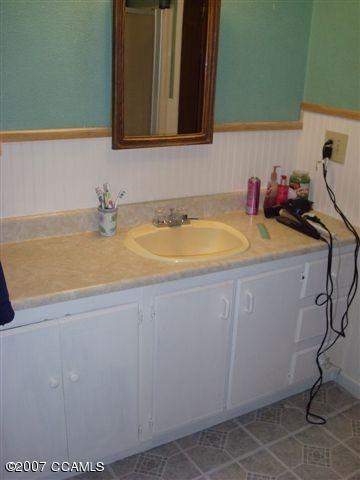 119 Rob's Landing Road Beaufort, NC 28516 - Photo 12 of 13 master bath
