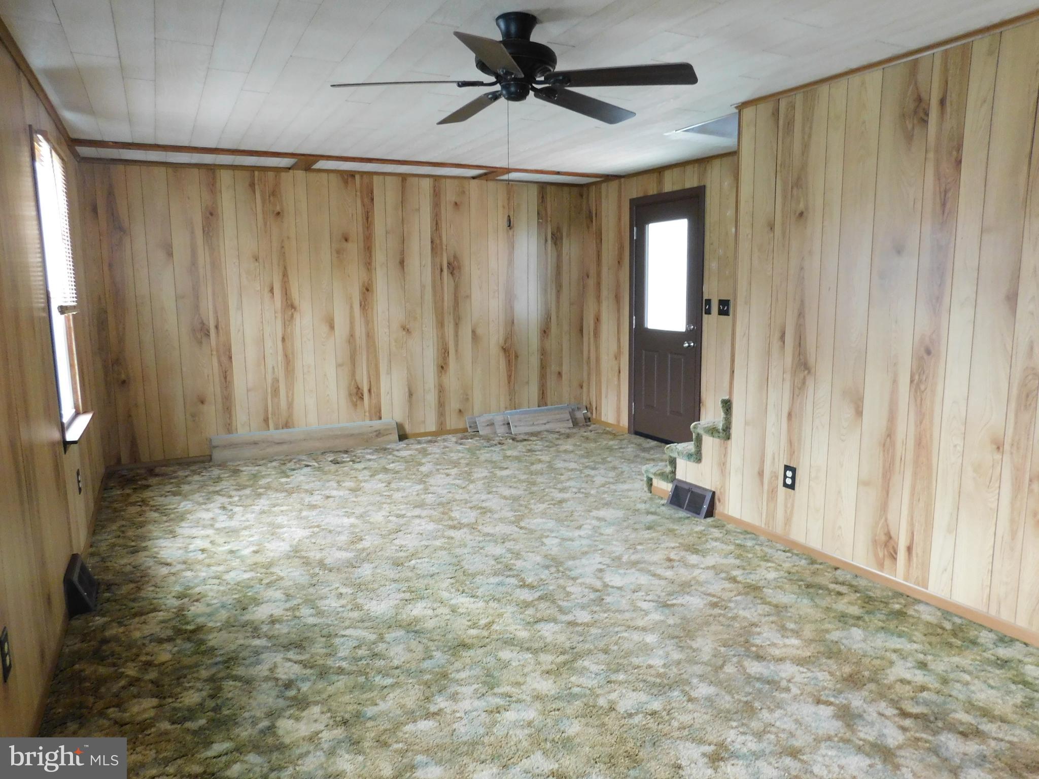 122 Loop Road Lewistown, PA 17044 - Photo 11 of 41 a view of a porch