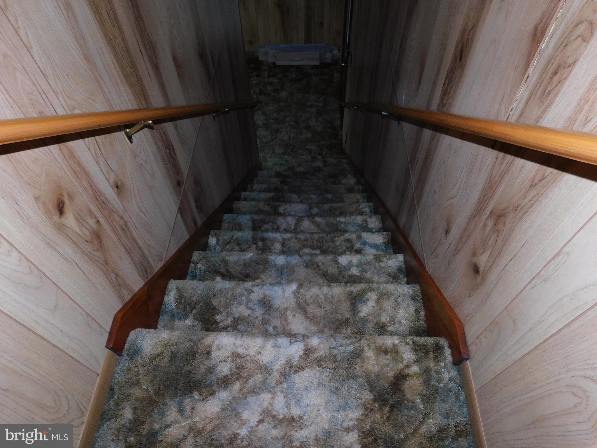 122 Loop Road Lewistown, PA 17044 - Photo 12 of 41