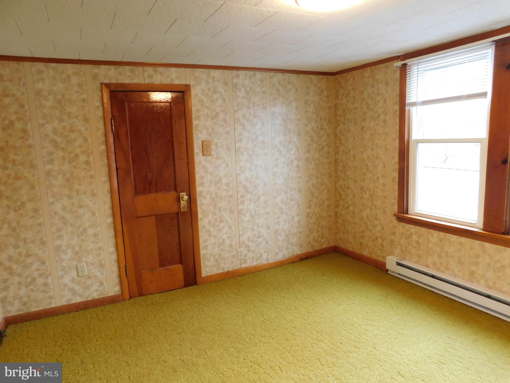 122 Loop Road Lewistown, PA 17044 - Photo 14 of 41 an empty room with a window