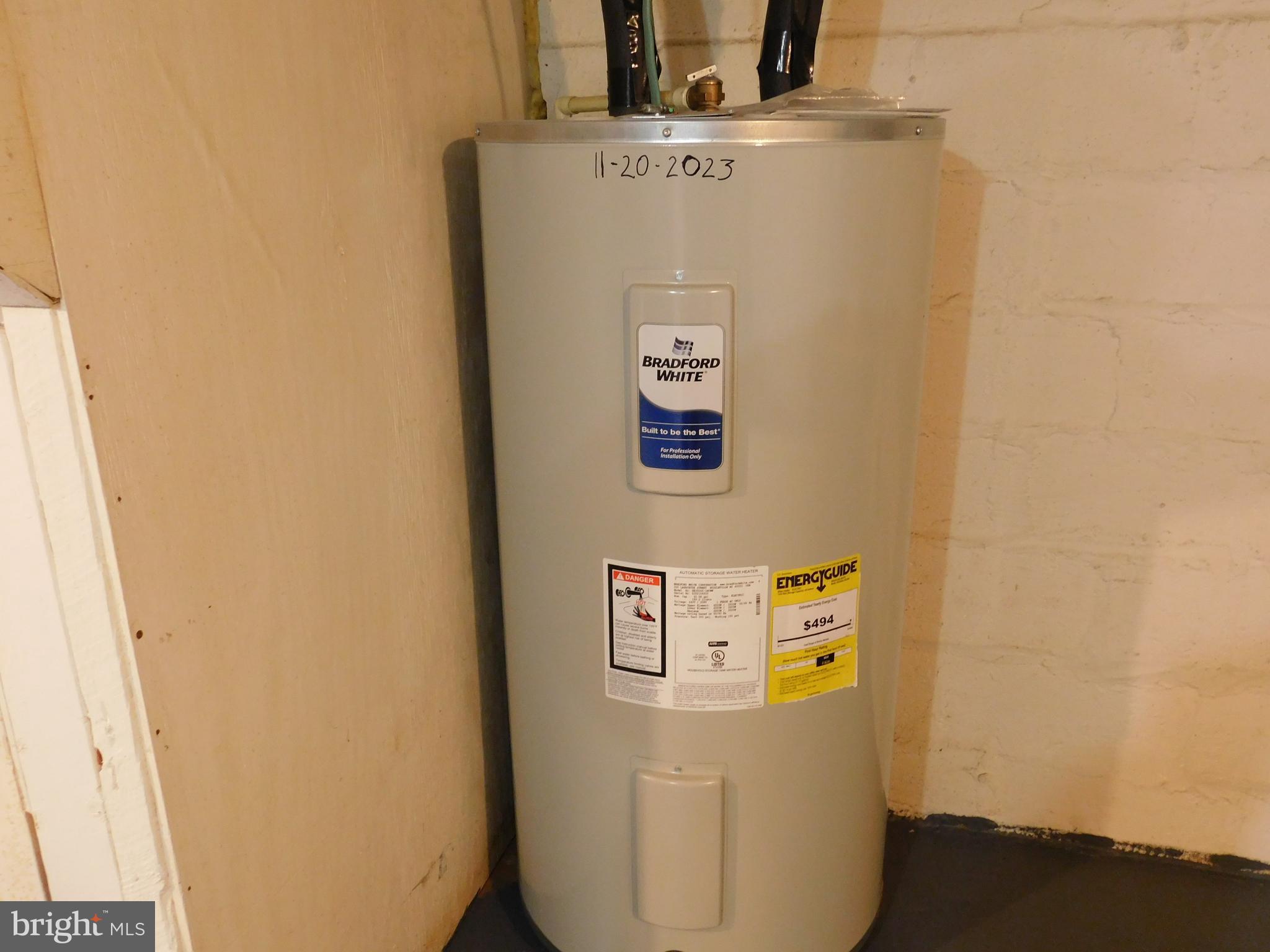 122 Loop Road Lewistown, PA 17044 - Photo 25 of 41 a close up of a wall