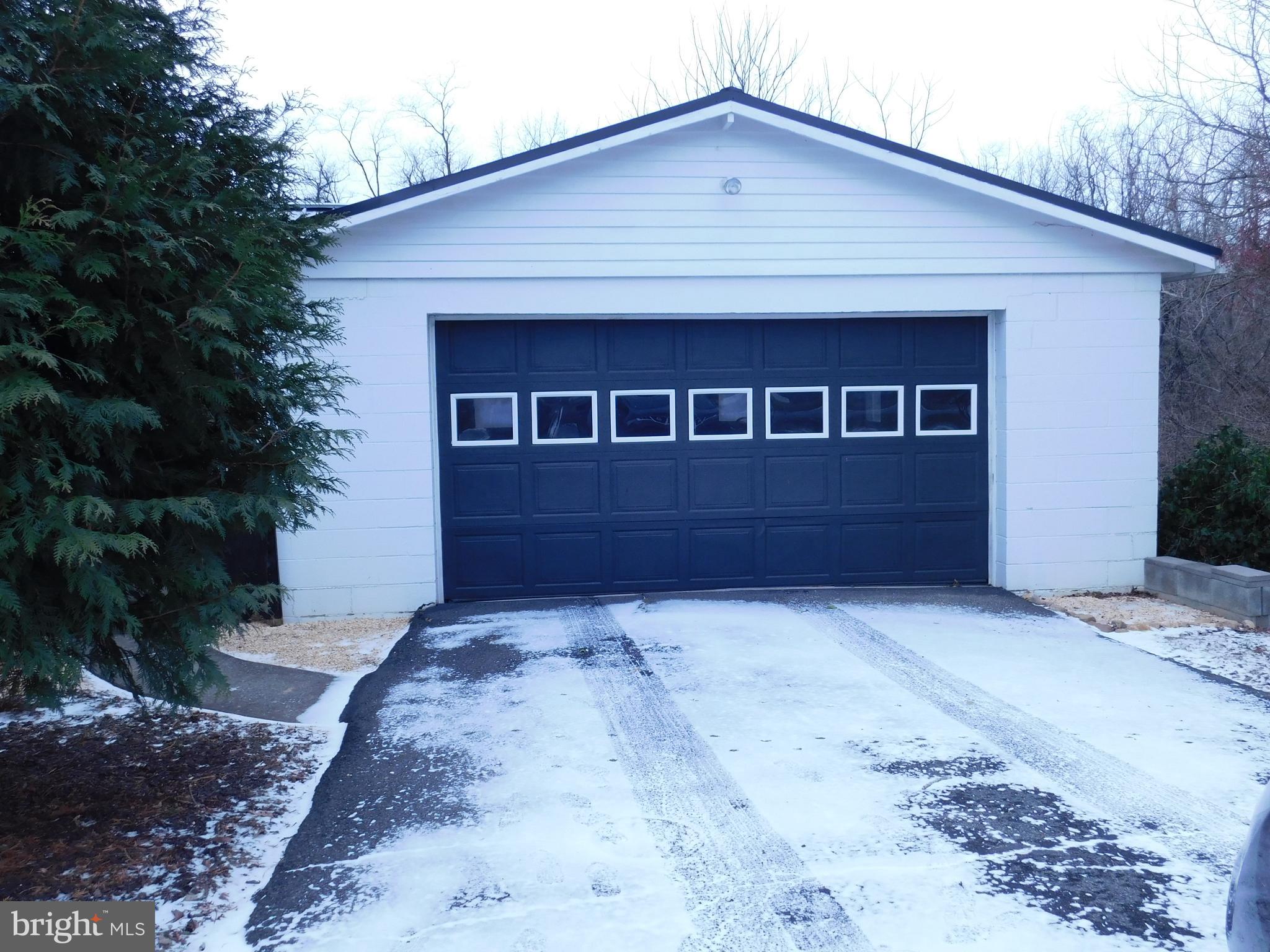 122 Loop Road Lewistown, PA 17044 - Photo 26 of 41 a front view of a house