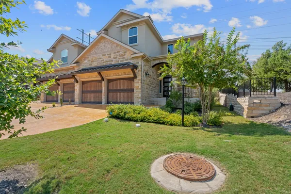 $560,000 | 101 Cartwheel Bend, Unit 52, Austin, TX 78738