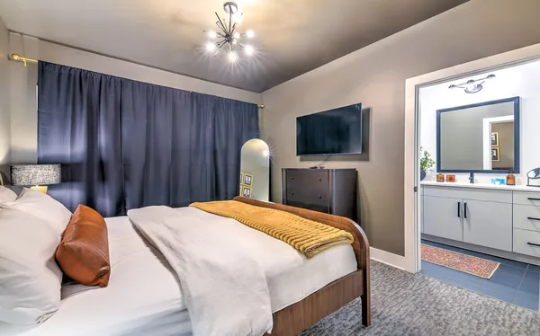 $6,995 | 2704 Clifton Avenue, Unit 402, Nashville, TN 37209