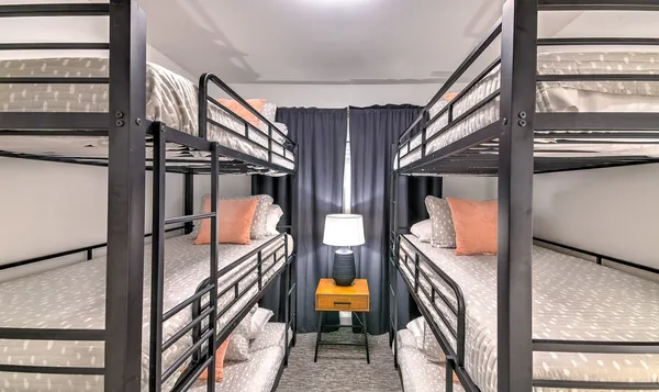 $6,995 | 2704 Clifton Avenue, Unit 402, Nashville, TN 37209