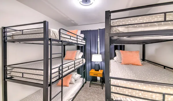 $6,995 | 2704 Clifton Avenue, Unit 402, Nashville, TN 37209