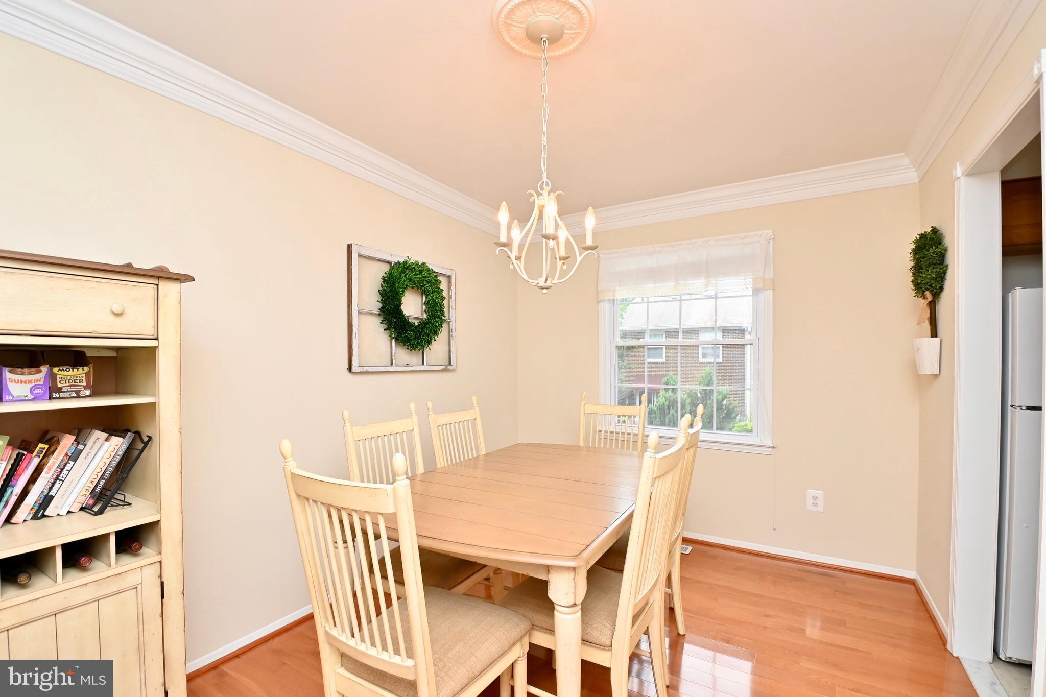 8403 Thompson Road Annandale, VA 22003 - Photo 8 of 30 Hardwood Flooring