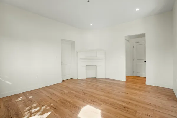 $1,199,000 | 2745 Kenwood Avenue, Los Angeles, CA 90007