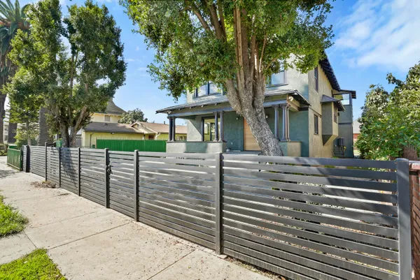 $1,199,000 | 2745 Kenwood Avenue, Los Angeles, CA 90007