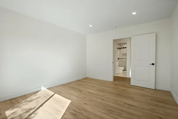 $1,199,000 | 2745 Kenwood Avenue, Los Angeles, CA 90007