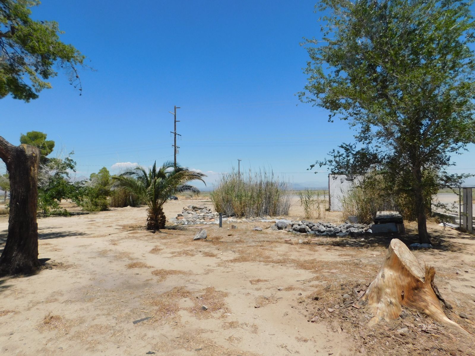 4029 West Inyokern Road Ridgecrest, CA 93555 - Photo 2 of 10
