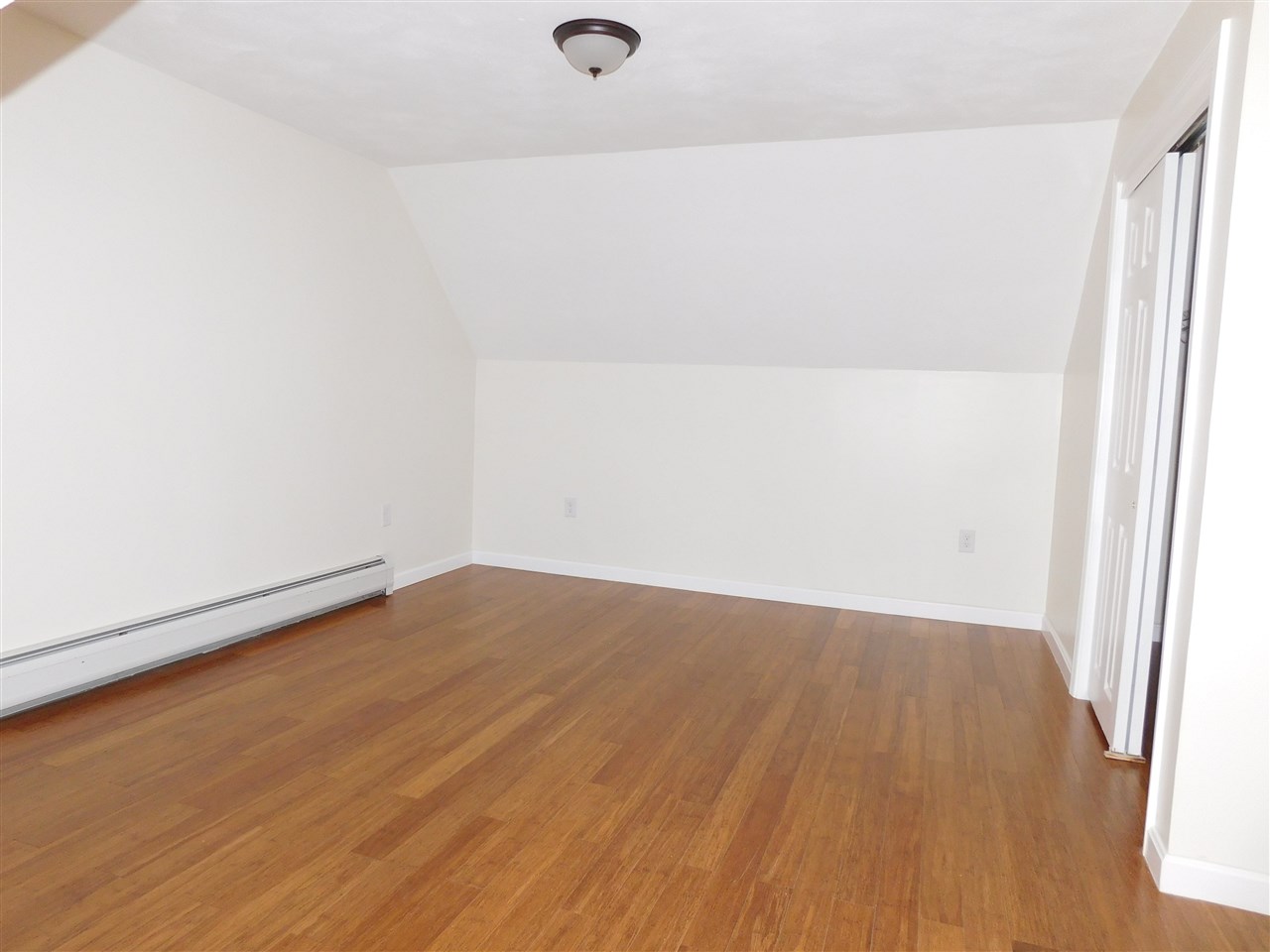 197 Garney Road Brookfield, NH 03872 - Photo 23 of 35