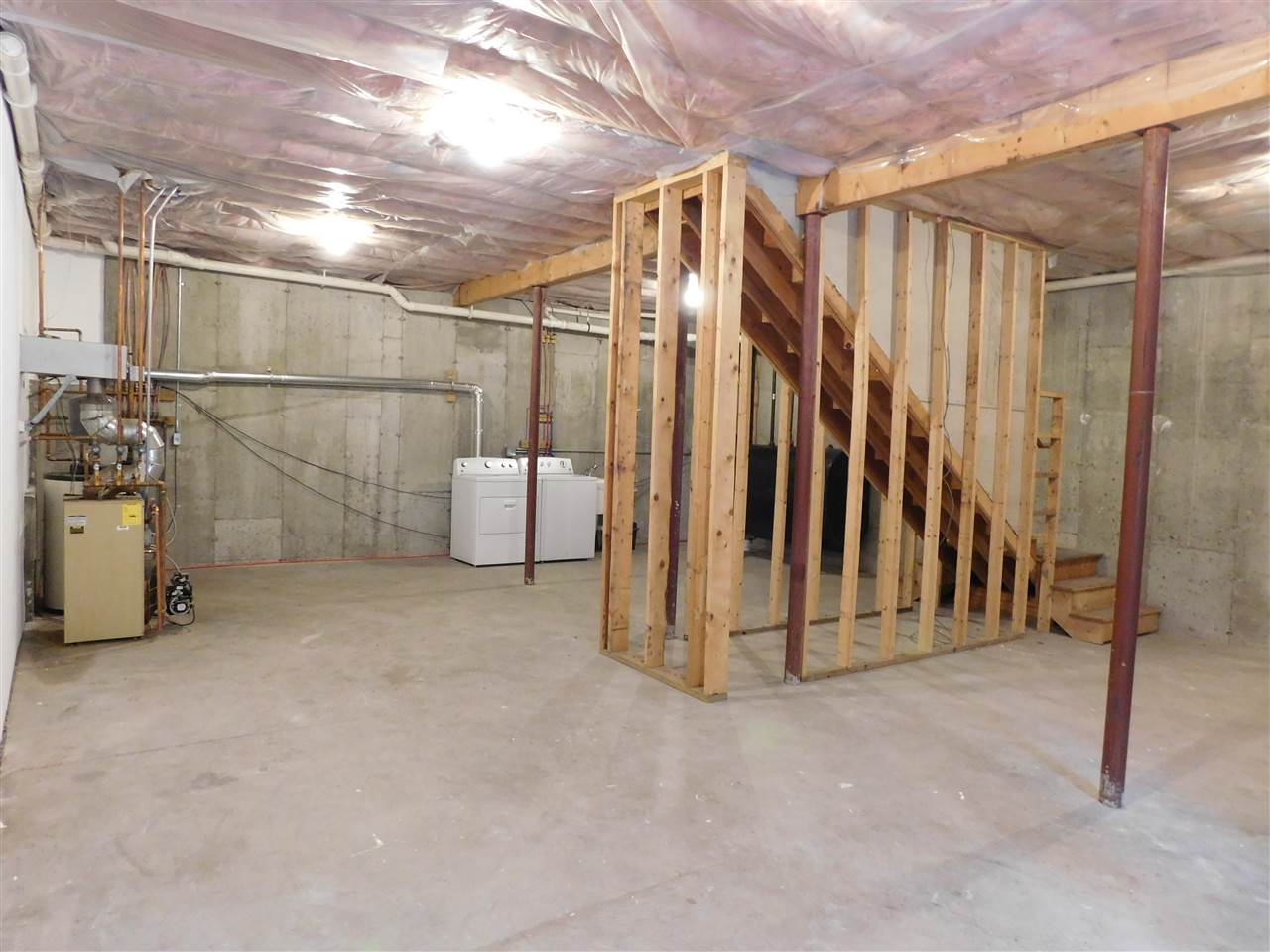 197 Garney Road Brookfield, NH 03872 - Photo 27 of 35