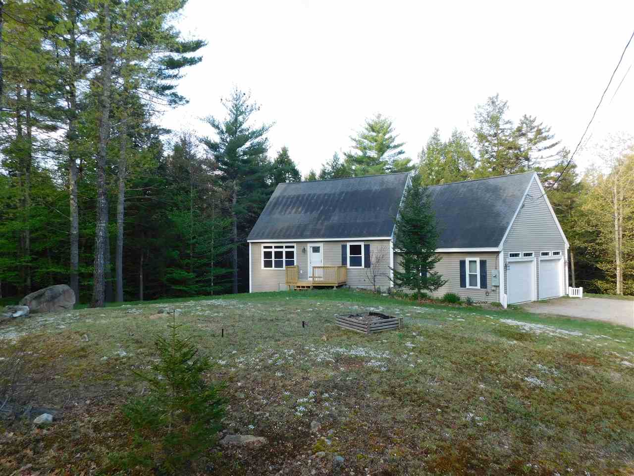 197 Garney Road Brookfield, NH 03872 - Photo 4 of 35