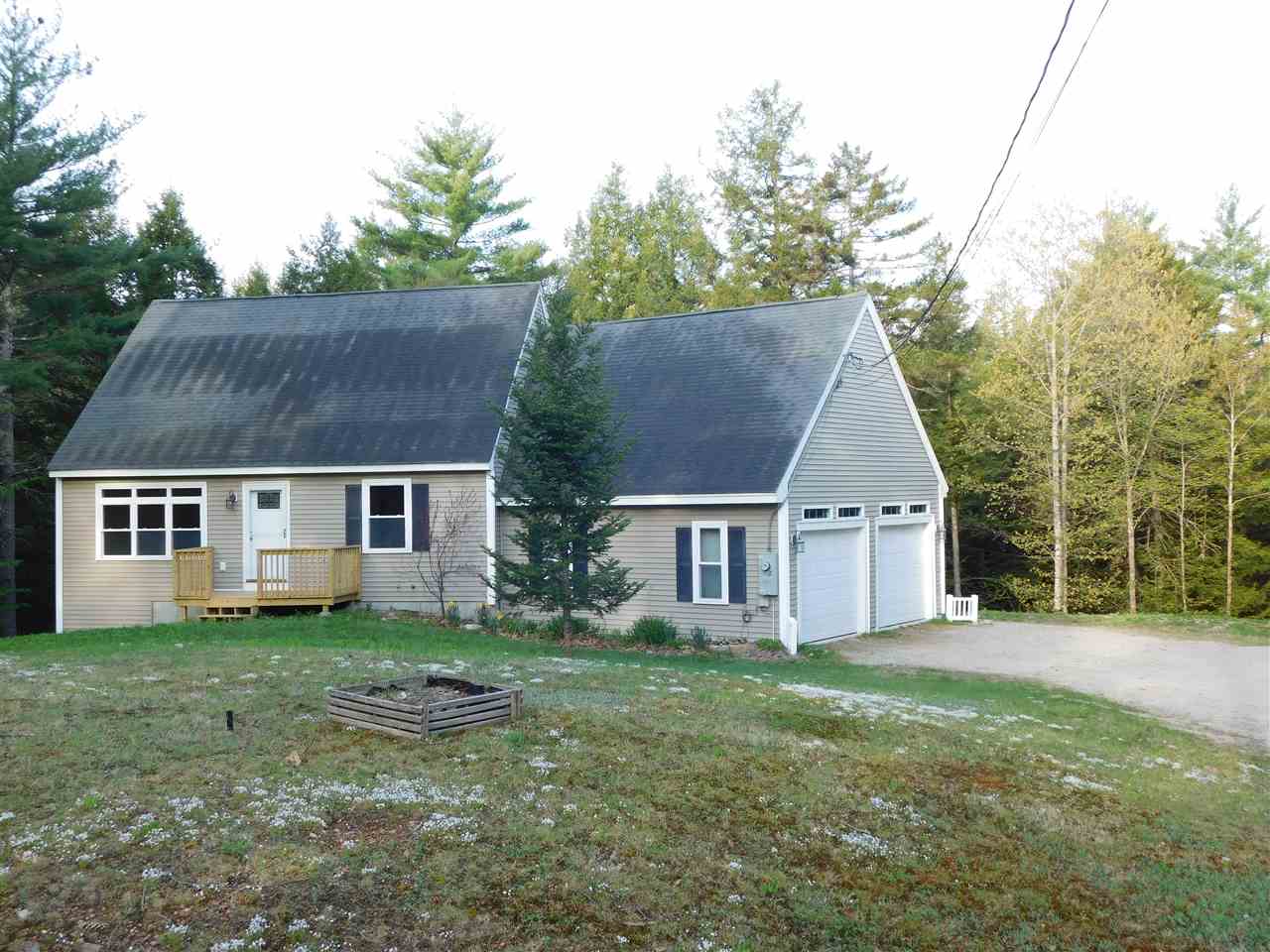 197 Garney Road Brookfield, NH 03872 - Photo 5 of 35