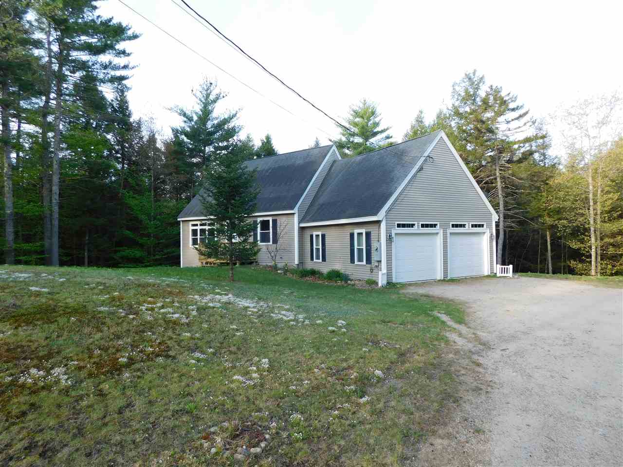 197 Garney Road Brookfield, NH 03872 - Photo 6 of 35