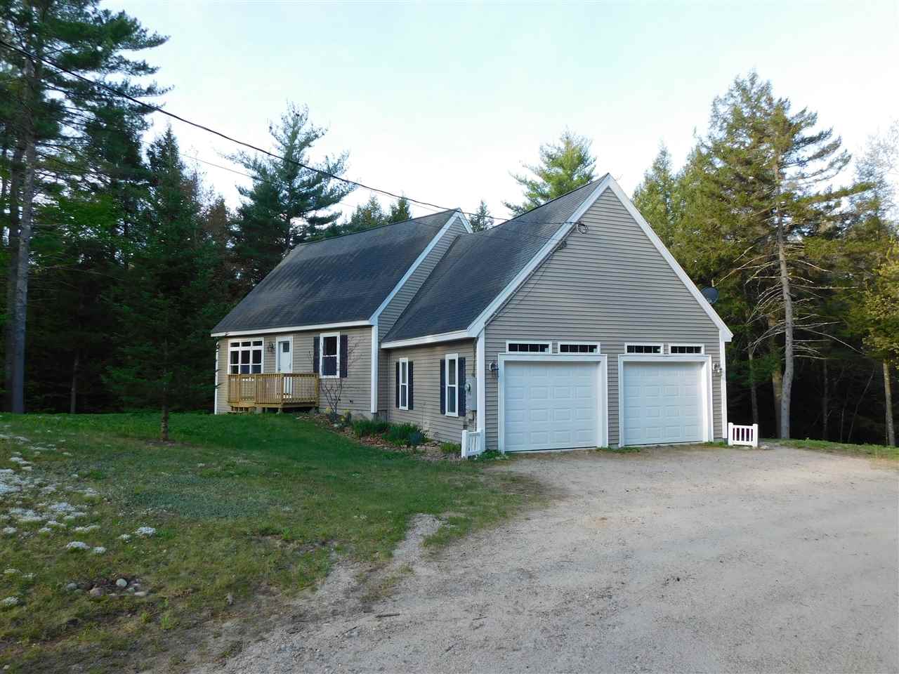 197 Garney Road Brookfield, NH 03872 - Photo 8 of 35
