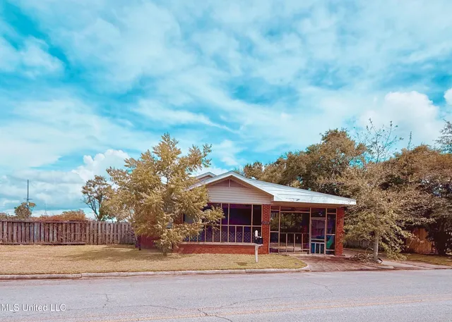 $120,000 | 1810 Roosevelt Street, Pascagoula, MS 39567