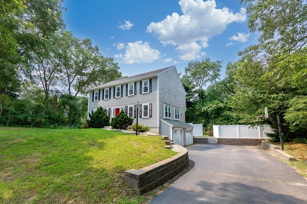 36 Plantation Road Plymouth, MA 02360 - Photo 3 of 41 Gallery Image 3