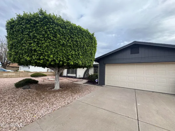 $445,900 | 5817 West Tierra Buena Lane, Glendale, AZ 85306