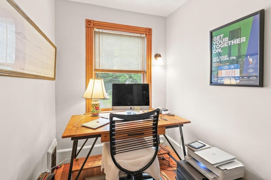 14 Spring Street, Unit 2 Beverly, MA 01915 - Photo 20 of 30 Gallery Image 20