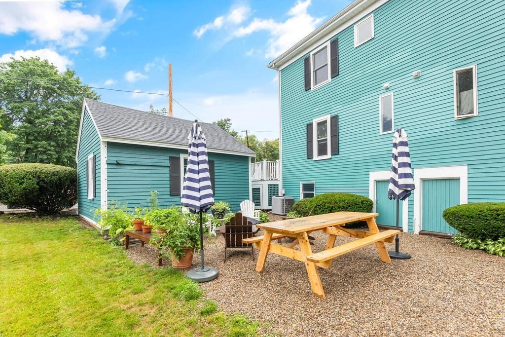 14 Spring Street, Unit 2 Beverly, MA 01915 - Photo 26 of 30 Gallery Image 26