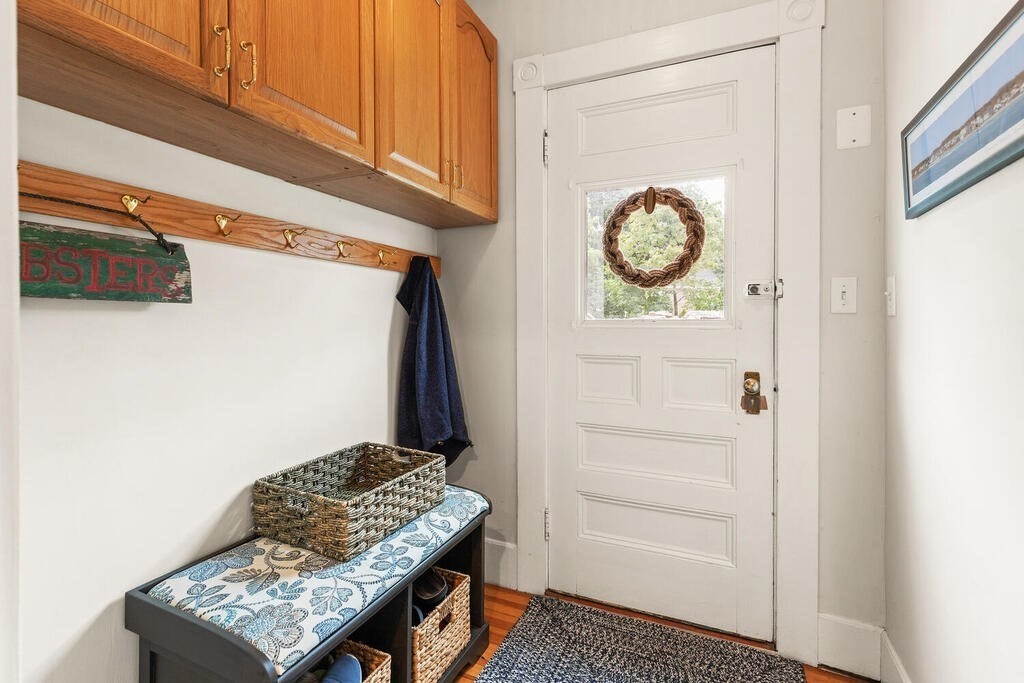 14 Spring Street, Unit 2 Beverly, MA 01915 - Photo 3 of 30 Gallery Image 3
