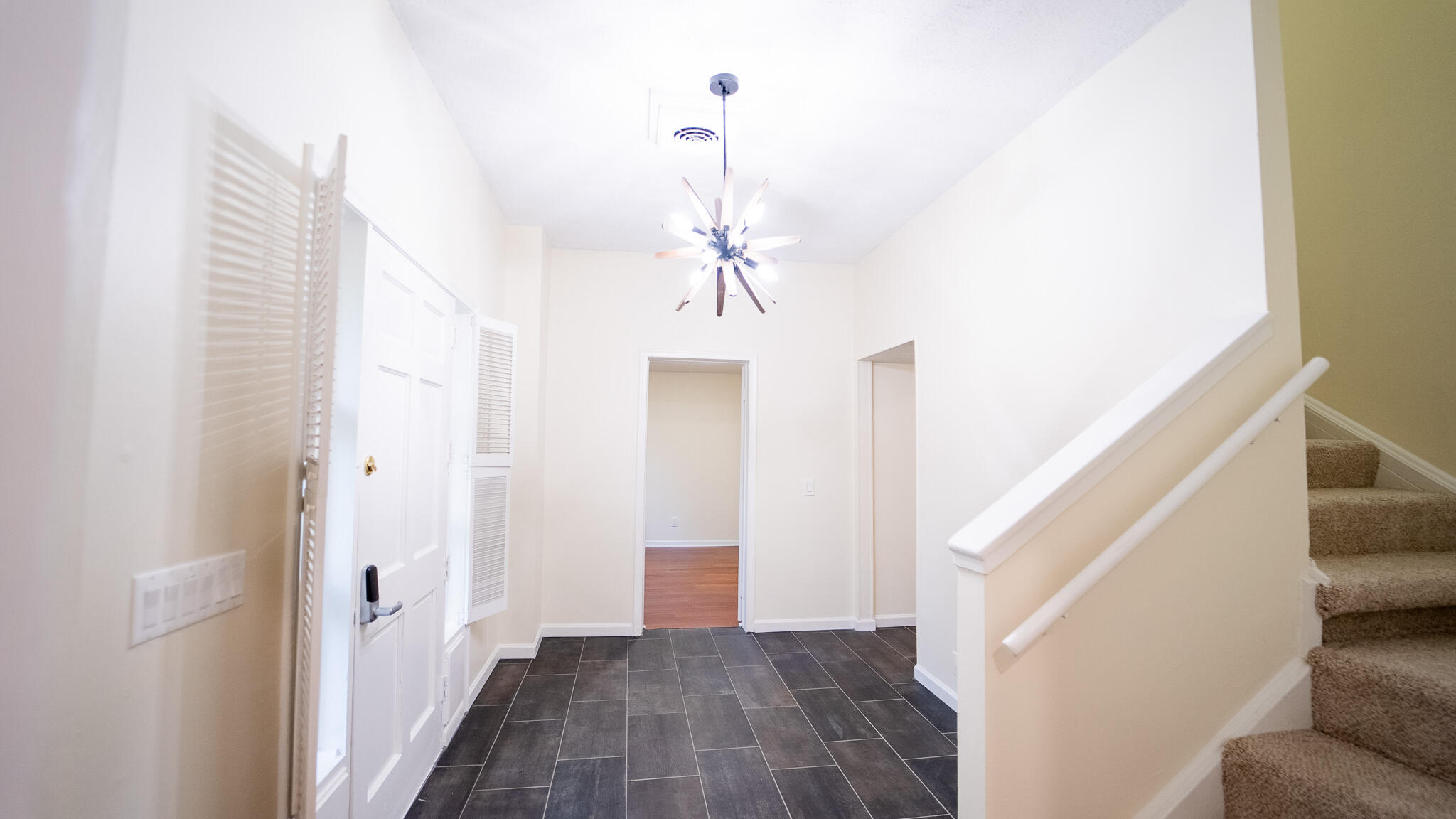 8703 Brookville Road Plymouth, MI 48170 - Photo 11 of 64 DSC01129