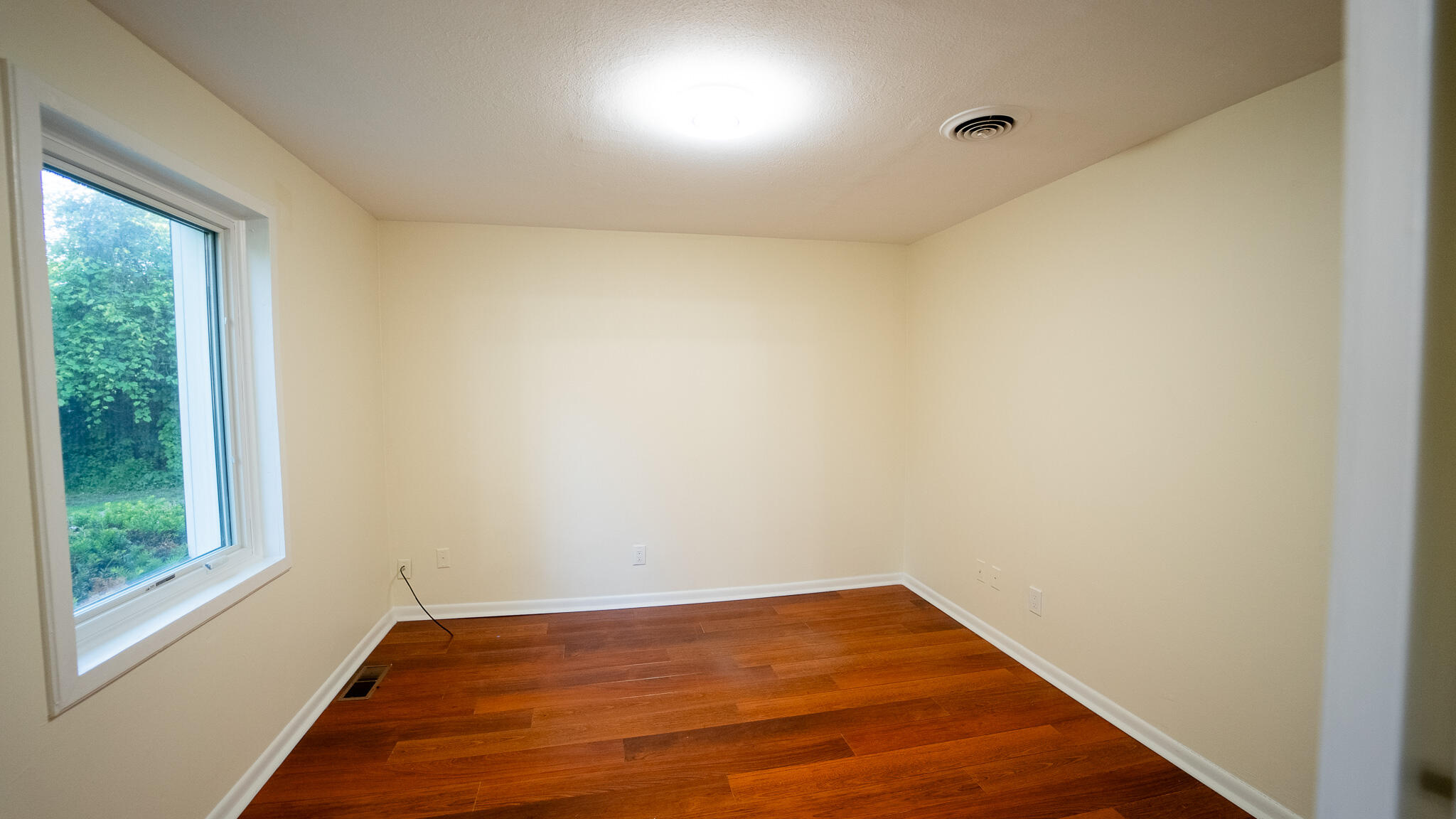 8703 Brookville Road Plymouth, MI 48170 - Photo 13 of 64 DSC01131