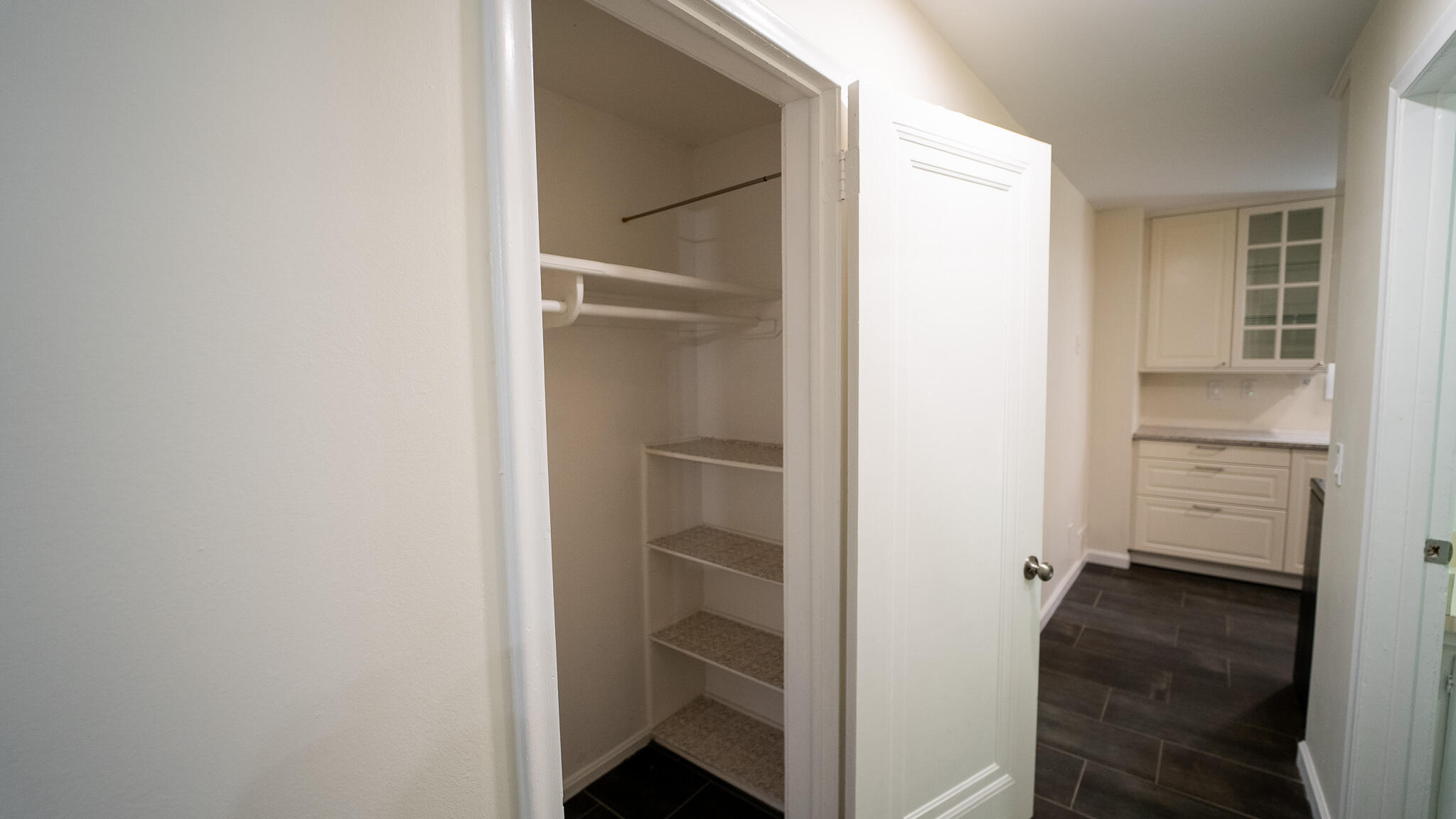 8703 Brookville Road Plymouth, MI 48170 - Photo 15 of 64 DSC01133