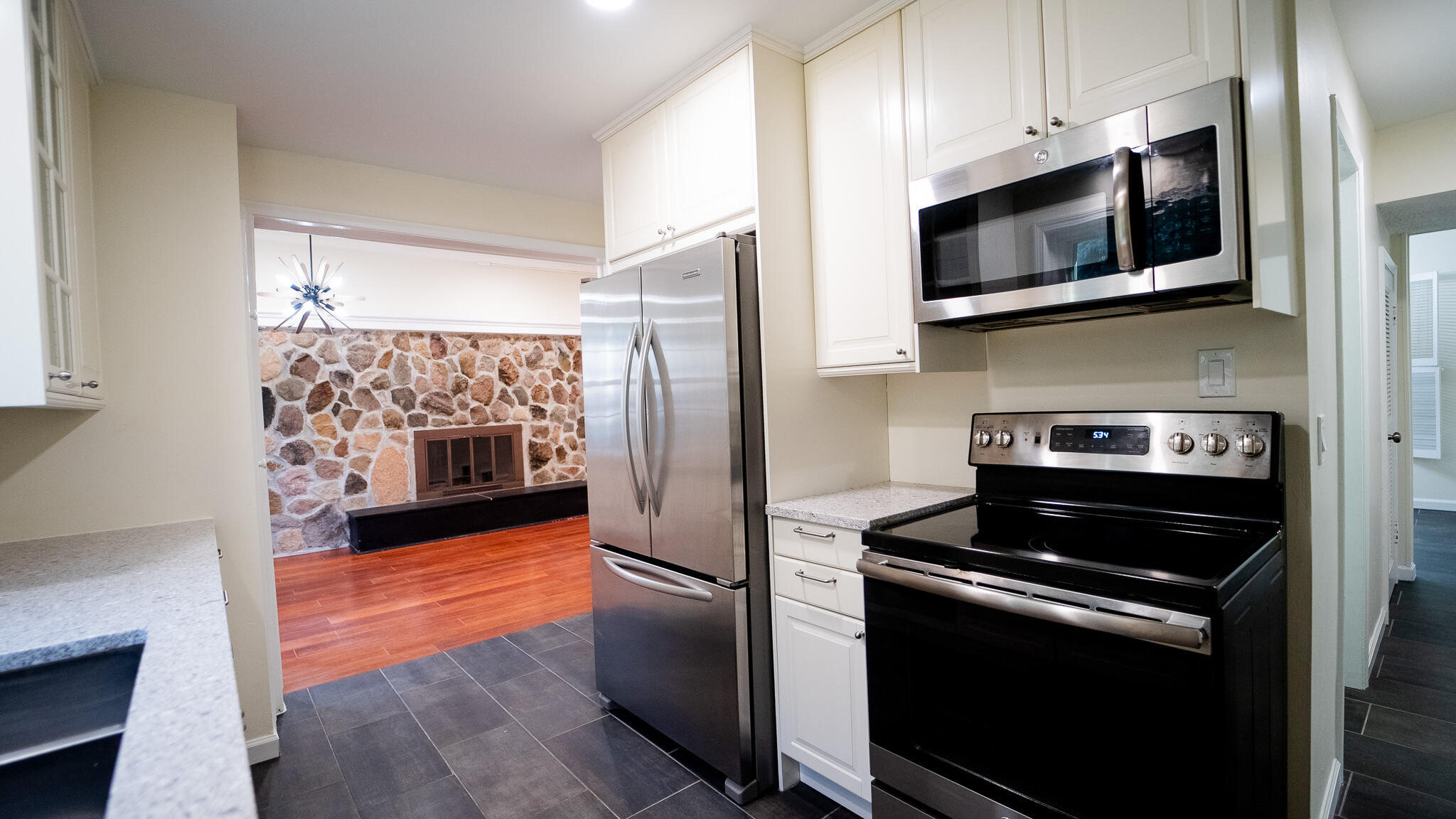 8703 Brookville Road Plymouth, MI 48170 - Photo 21 of 64 DSC01137