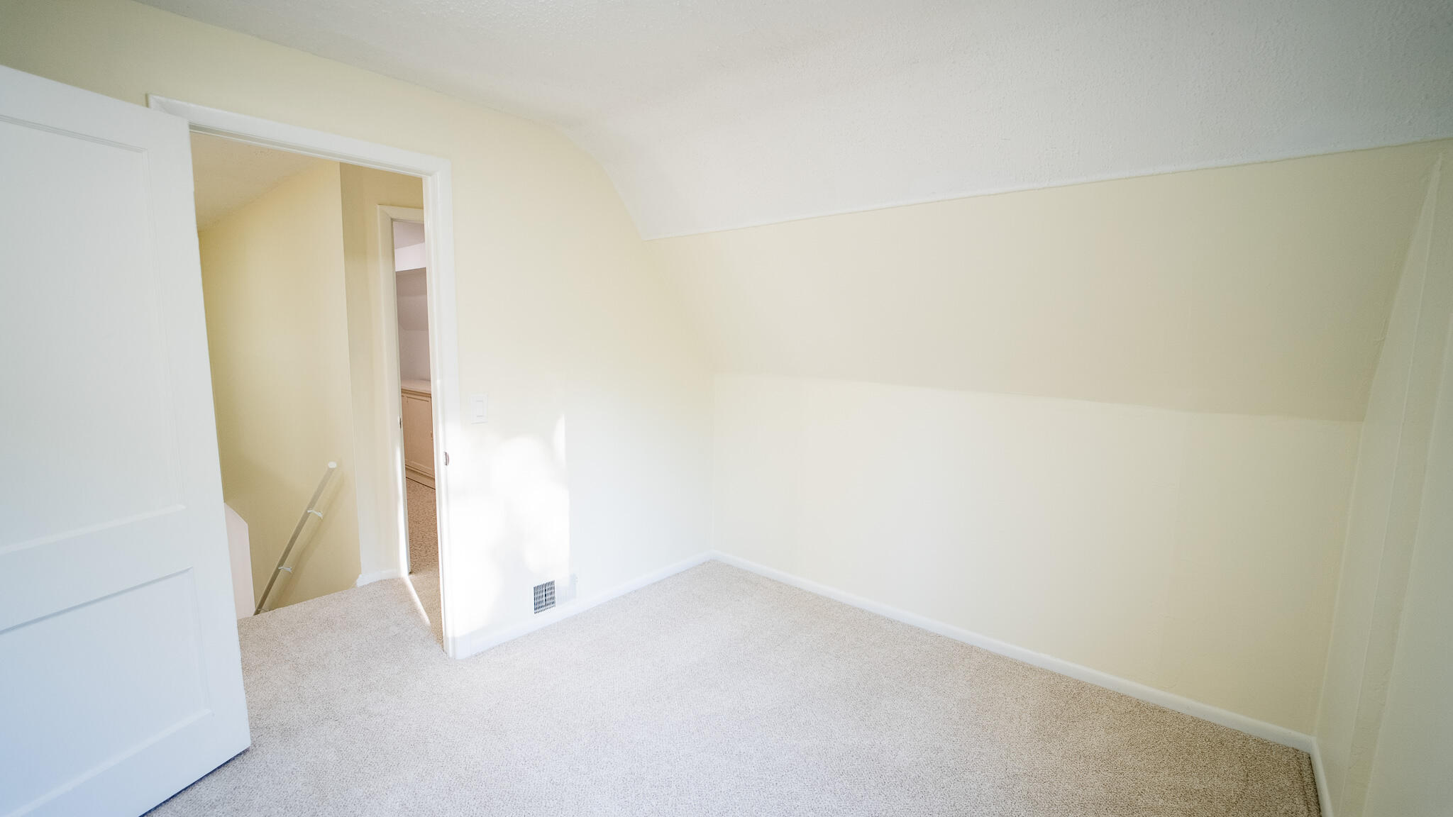8703 Brookville Road Plymouth, MI 48170 - Photo 29 of 64 DSC01140