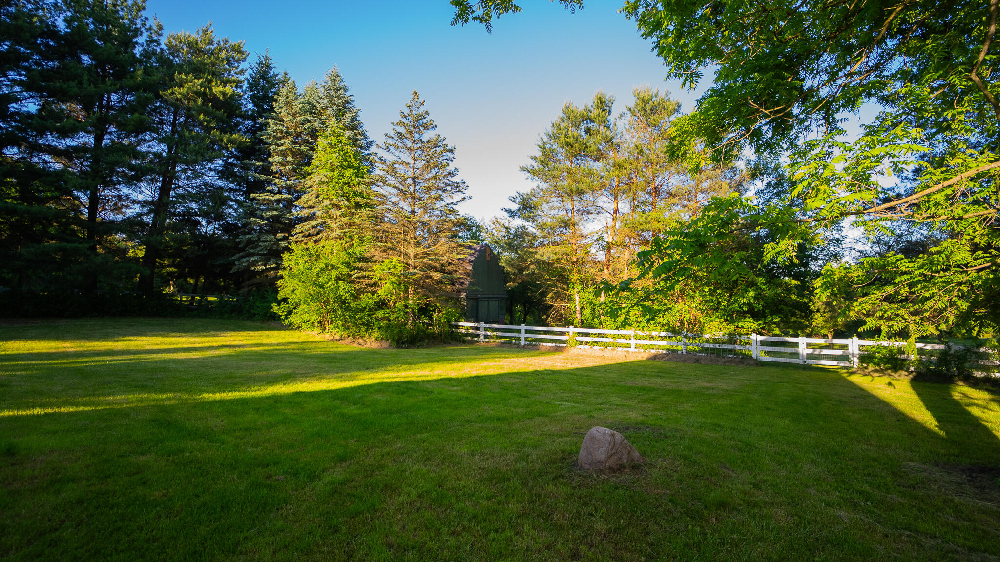 8703 Brookville Road Plymouth, MI 48170 - Photo 8 of 64 DSC01105