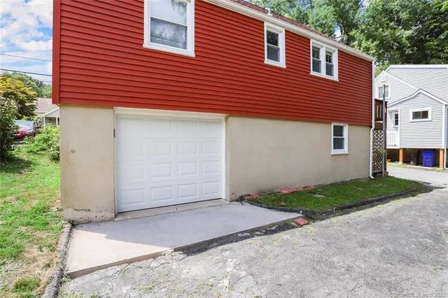 $3,950 | 22 Tracey Street, Norwalk, CT 06850