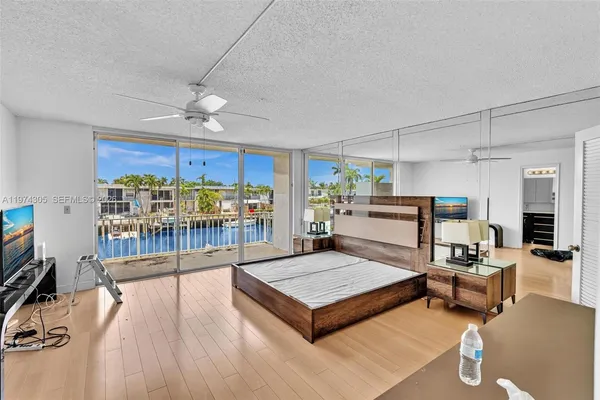 $4,200 | 825 Northeast 26th Avenue, Hallandale Beach, FL 33009